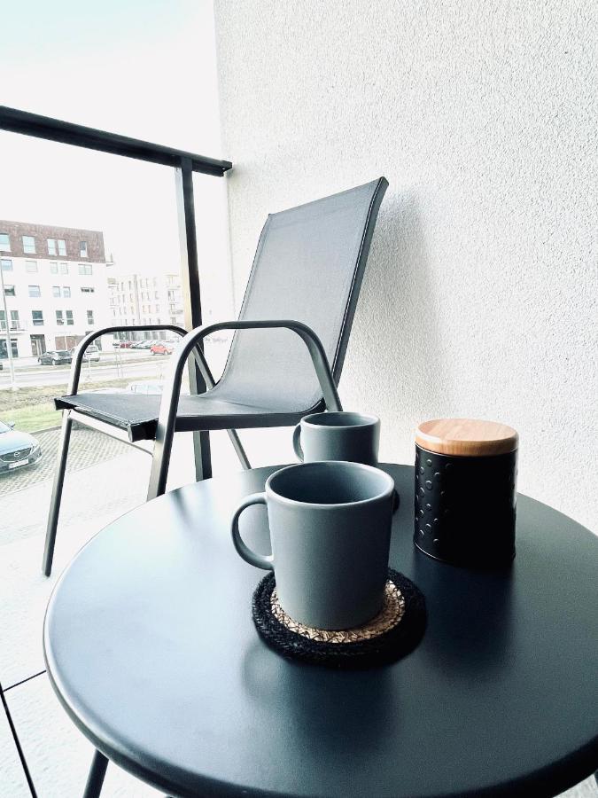 Apartament Husarska Apartment Румя Екстериор снимка