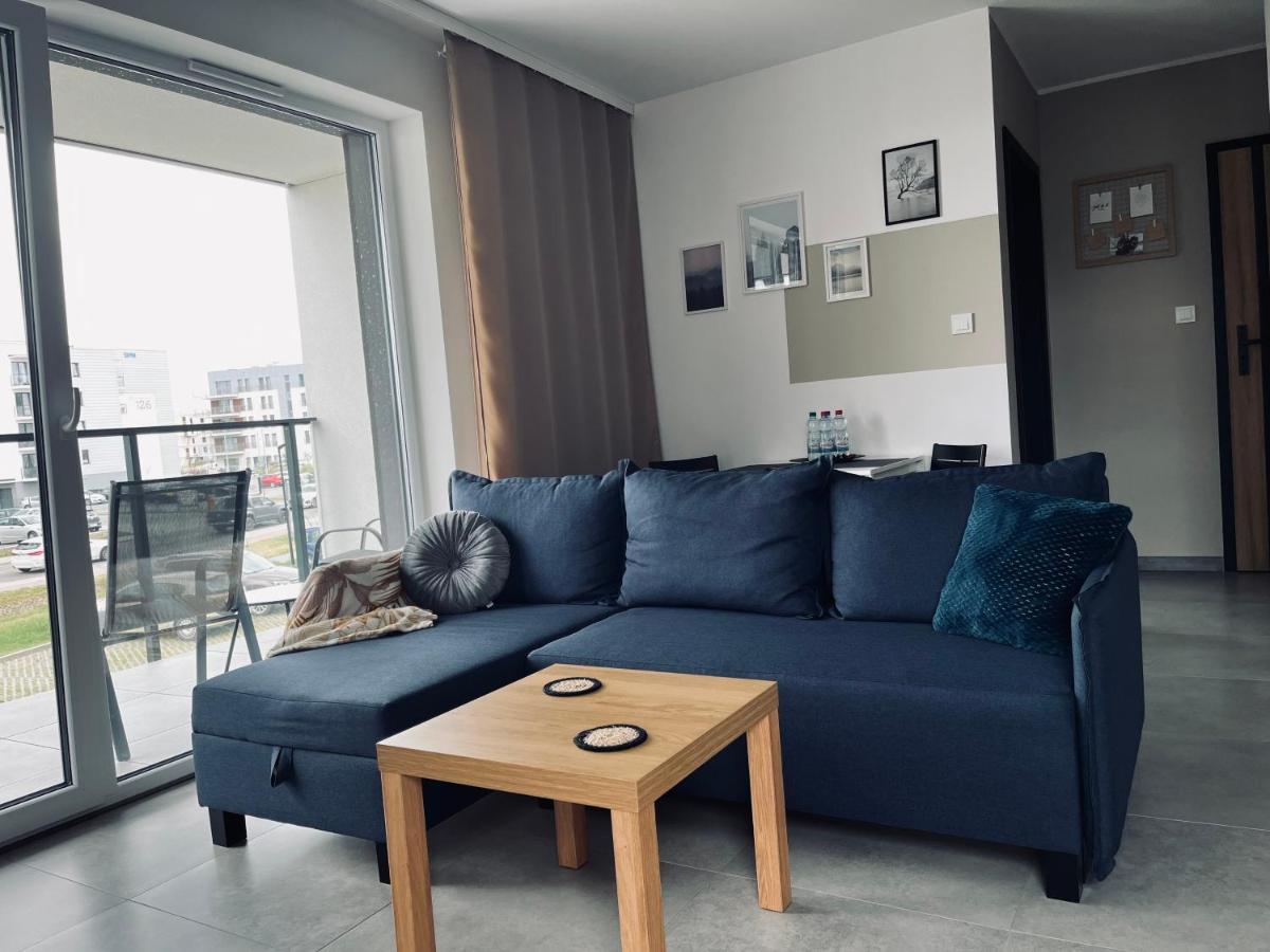 Apartament Husarska Apartment Румя Екстериор снимка