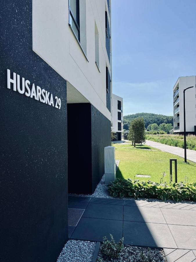 Apartament Husarska Apartment Румя Екстериор снимка